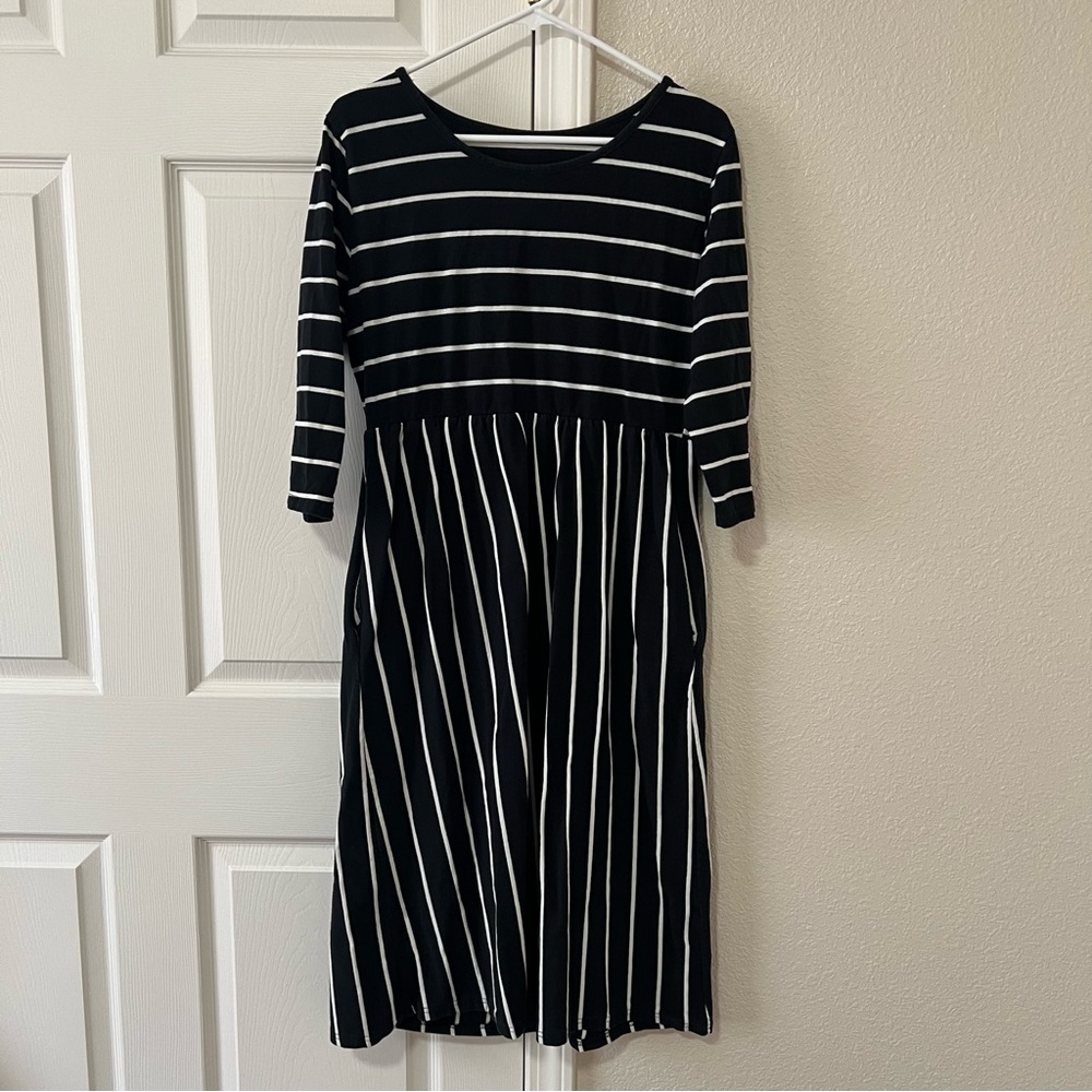 Black & White Striped Fit & Flare Midi Dress 3/4 Sleeve